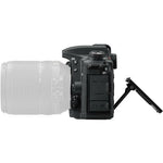 Nikon D7500 DSLR Camera with 18-140mm Lens